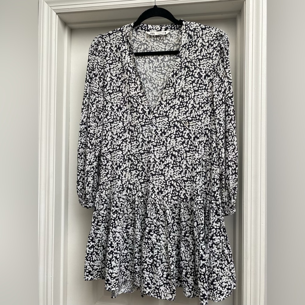 Zara Black & White Ruffle Mini Dress Size Medium